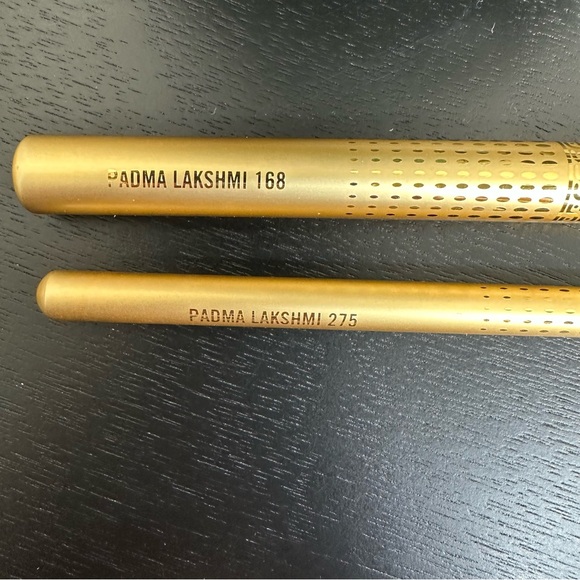 GUC MAC x Padma Lakshmi Makeup Brushes - Picture 2 of 2